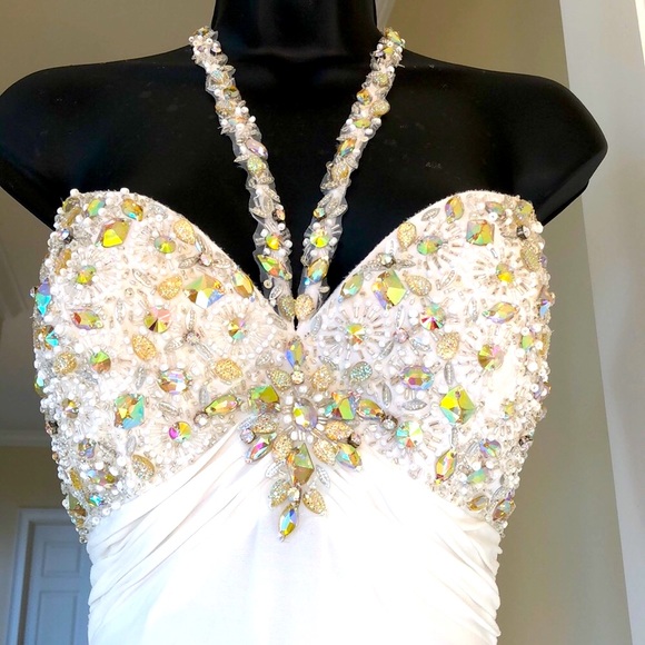 crush Dresses & Skirts - CRUSH sz 6 gown formal prom cruise pageant white